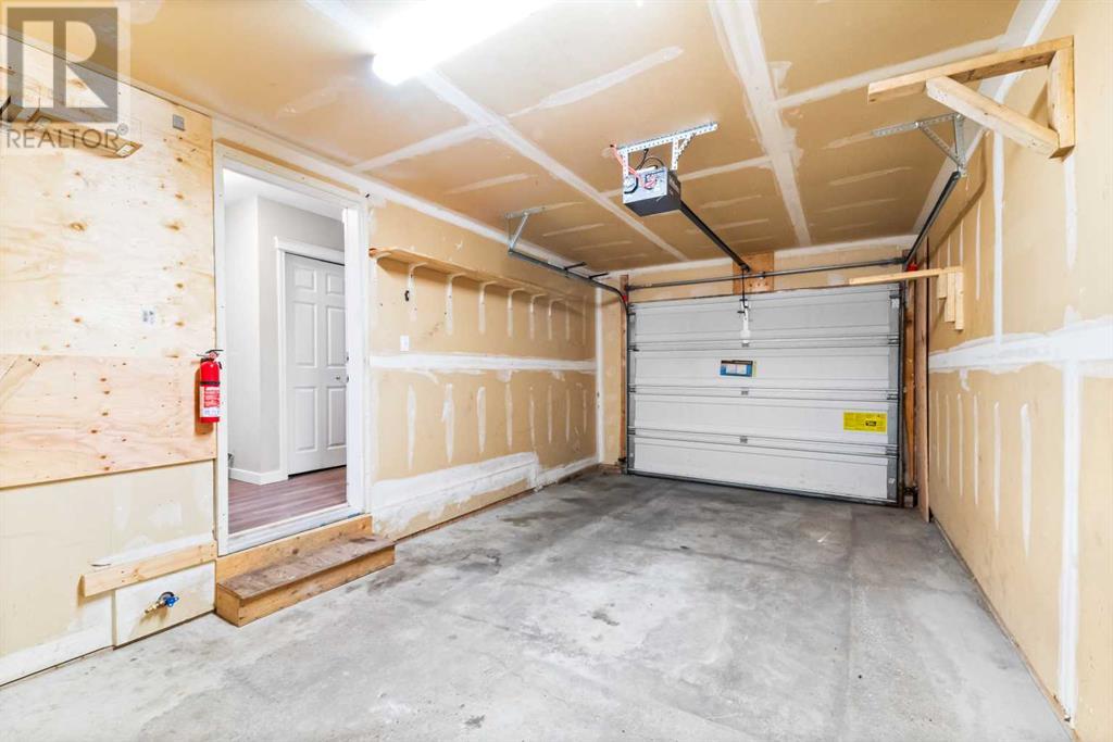 Single Family House 4 Level for Sale in    Avenue SE Applewood Park Calgary 