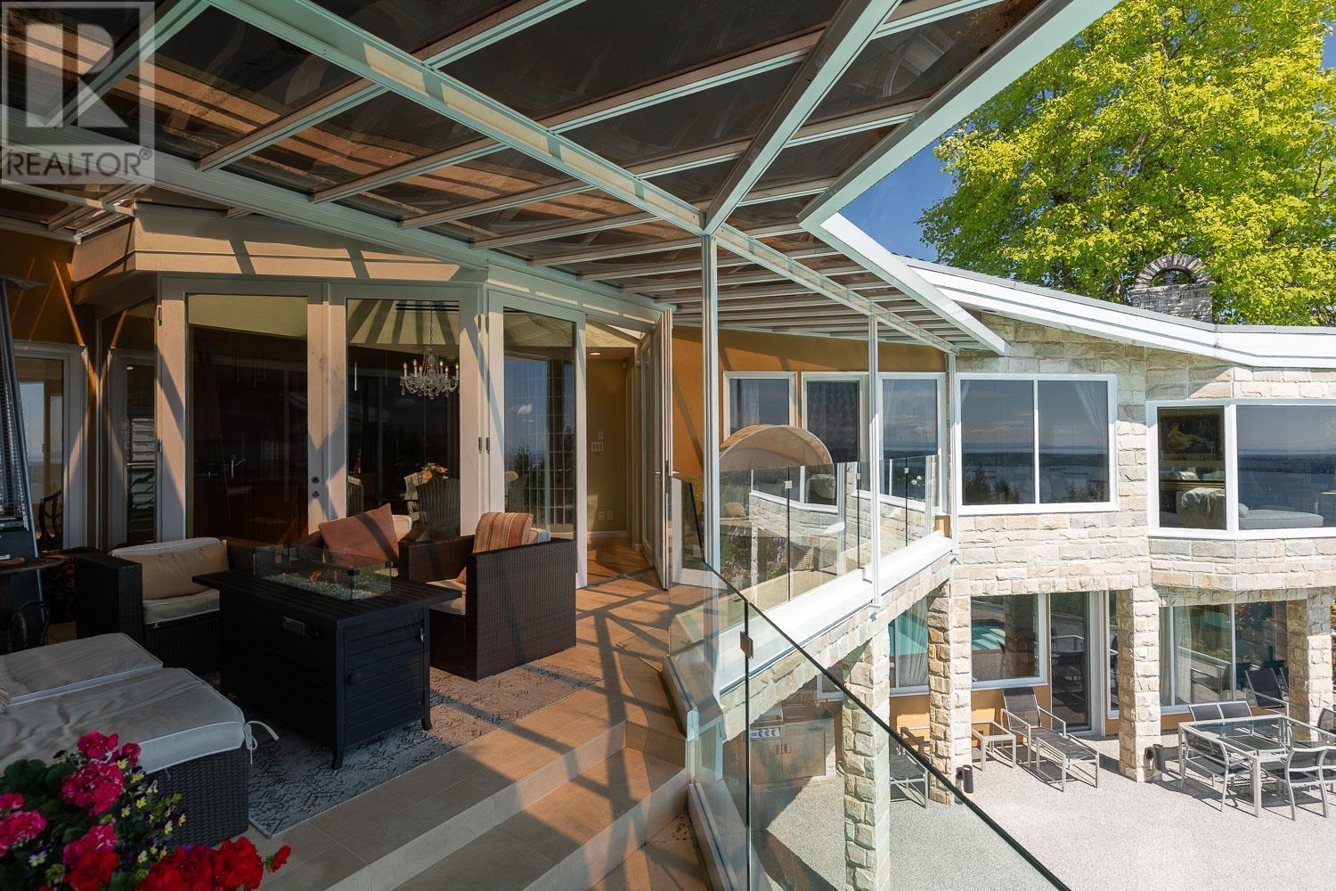 1438 CHIPPENDALE ROAD, West Vancouver