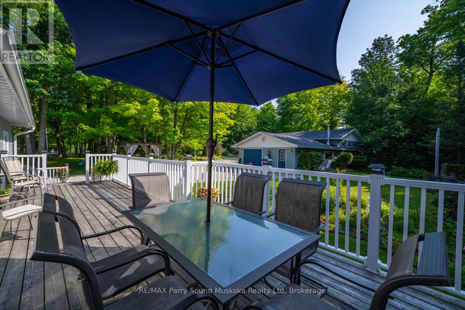 Photo 17 of 3 5 Squirrel Avenue, Mcdougall ON