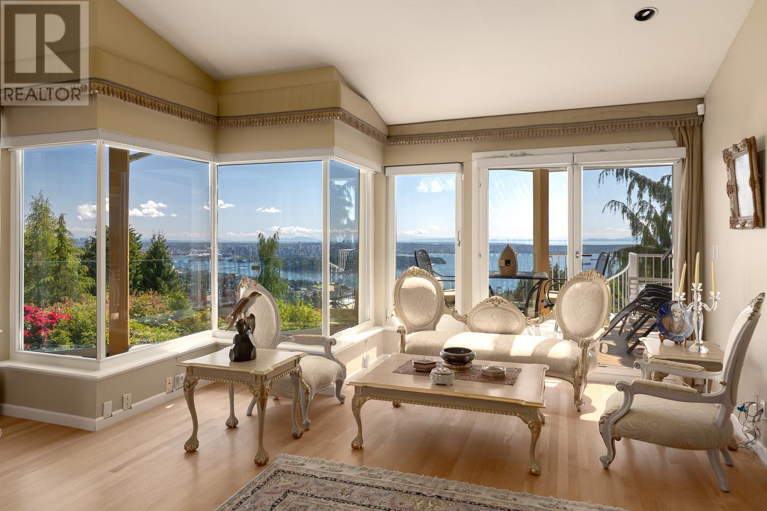 1438 CHIPPENDALE ROAD, West Vancouver