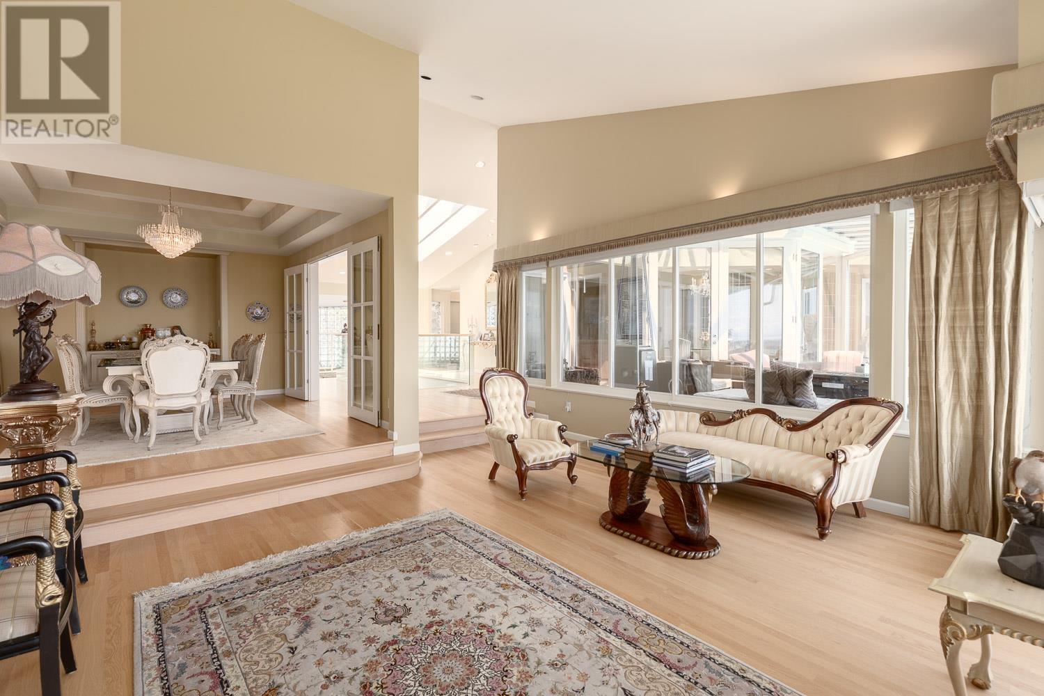 1438 CHIPPENDALE ROAD, West Vancouver