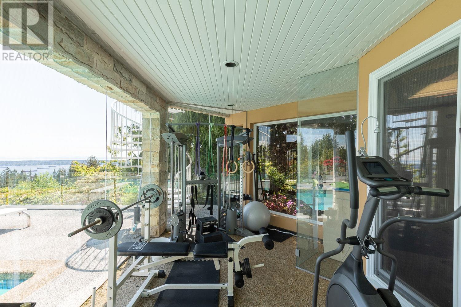 1438 CHIPPENDALE ROAD, West Vancouver