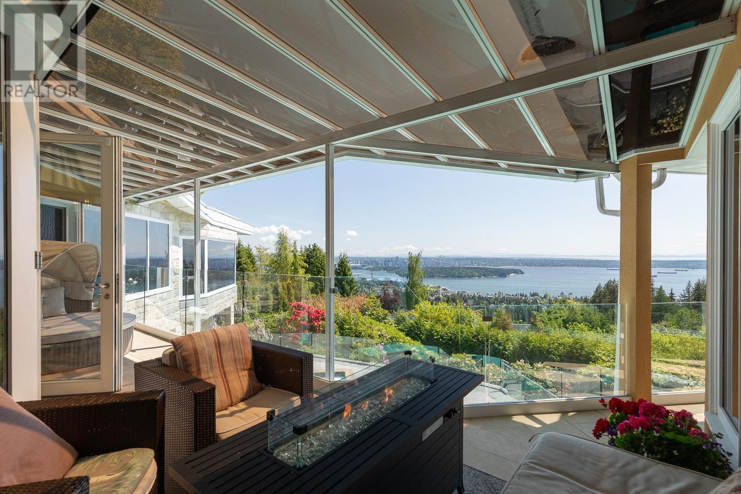 1438 CHIPPENDALE ROAD, West Vancouver
