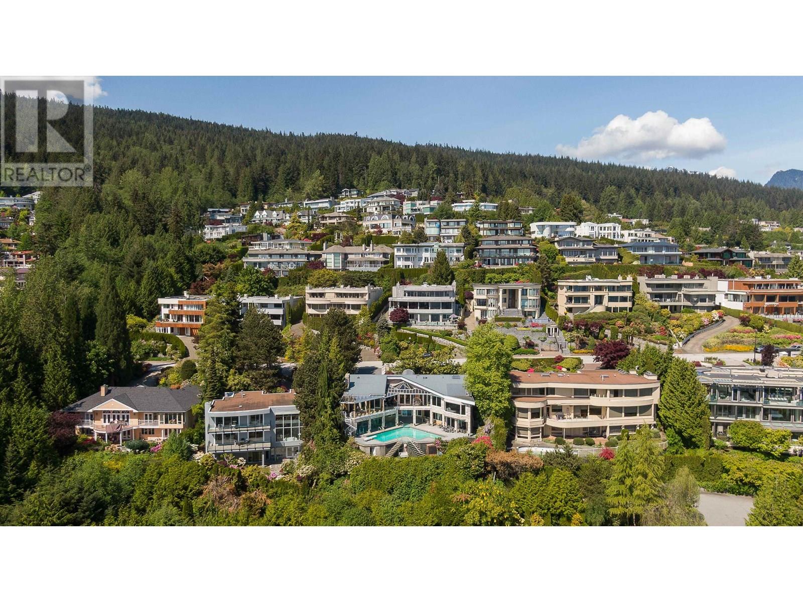 1438 CHIPPENDALE ROAD, West Vancouver
