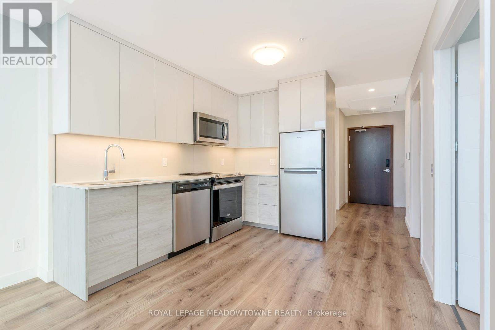 Photo 16 of 606 60 Frederick Street, Kitchener ON