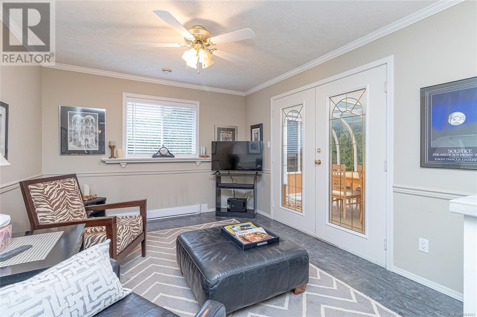 Photo 5 of 1163 Wellington Dr, Qualicum Beach BC