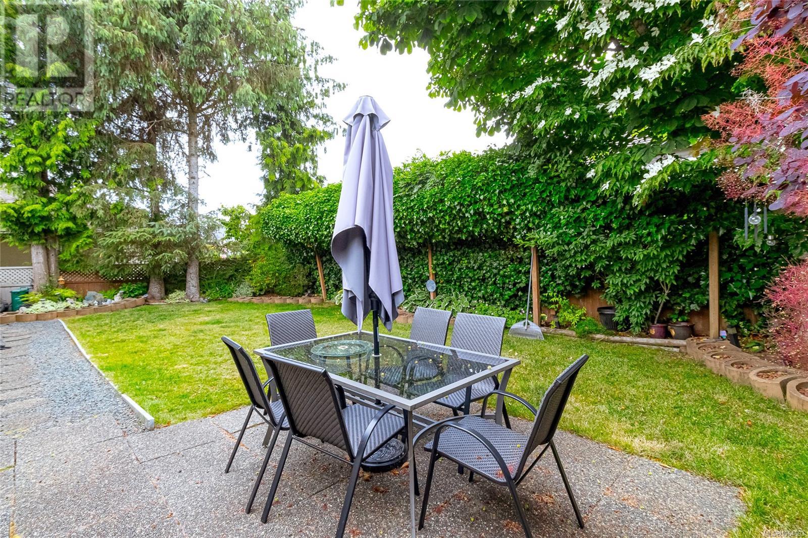 Photo 39 of 1163 Wellington Dr, Qualicum Beach BC