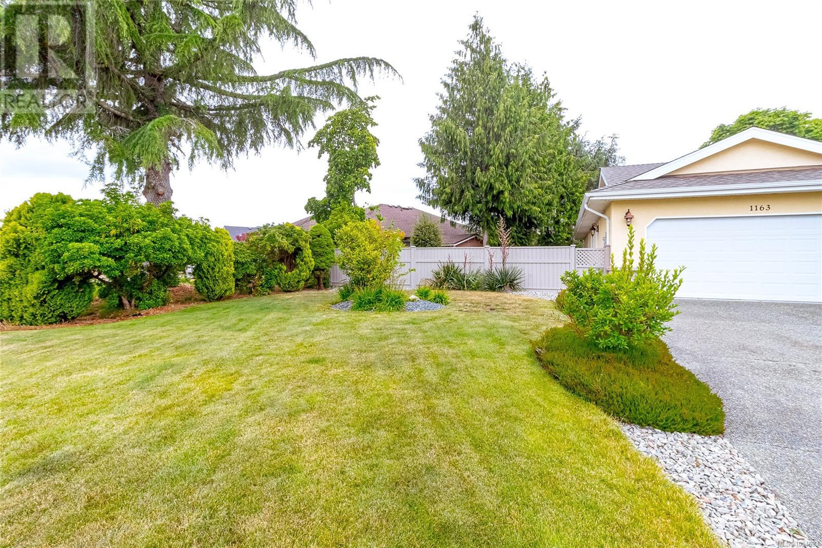 Photo 43 of 1163 Wellington Dr, Qualicum Beach BC