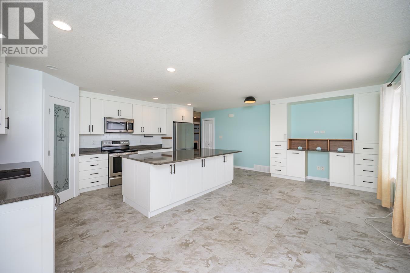 Photo 10 of 7003 Trygg Court, Prince George BC
