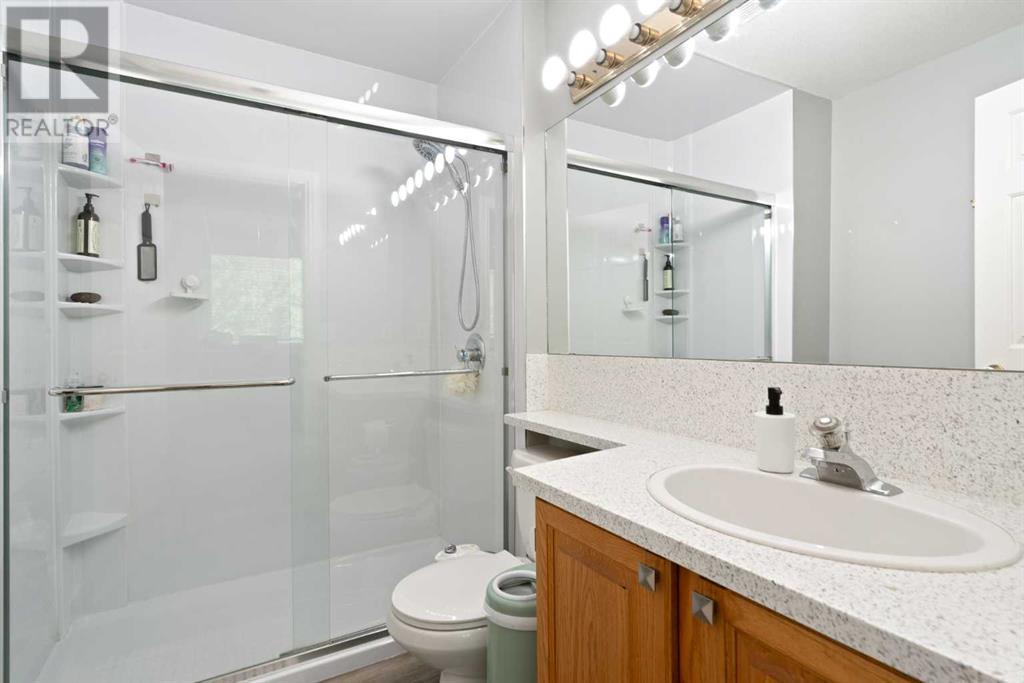 Single Family House for Sale in    Avenue NE Crescent Heights Calgary 