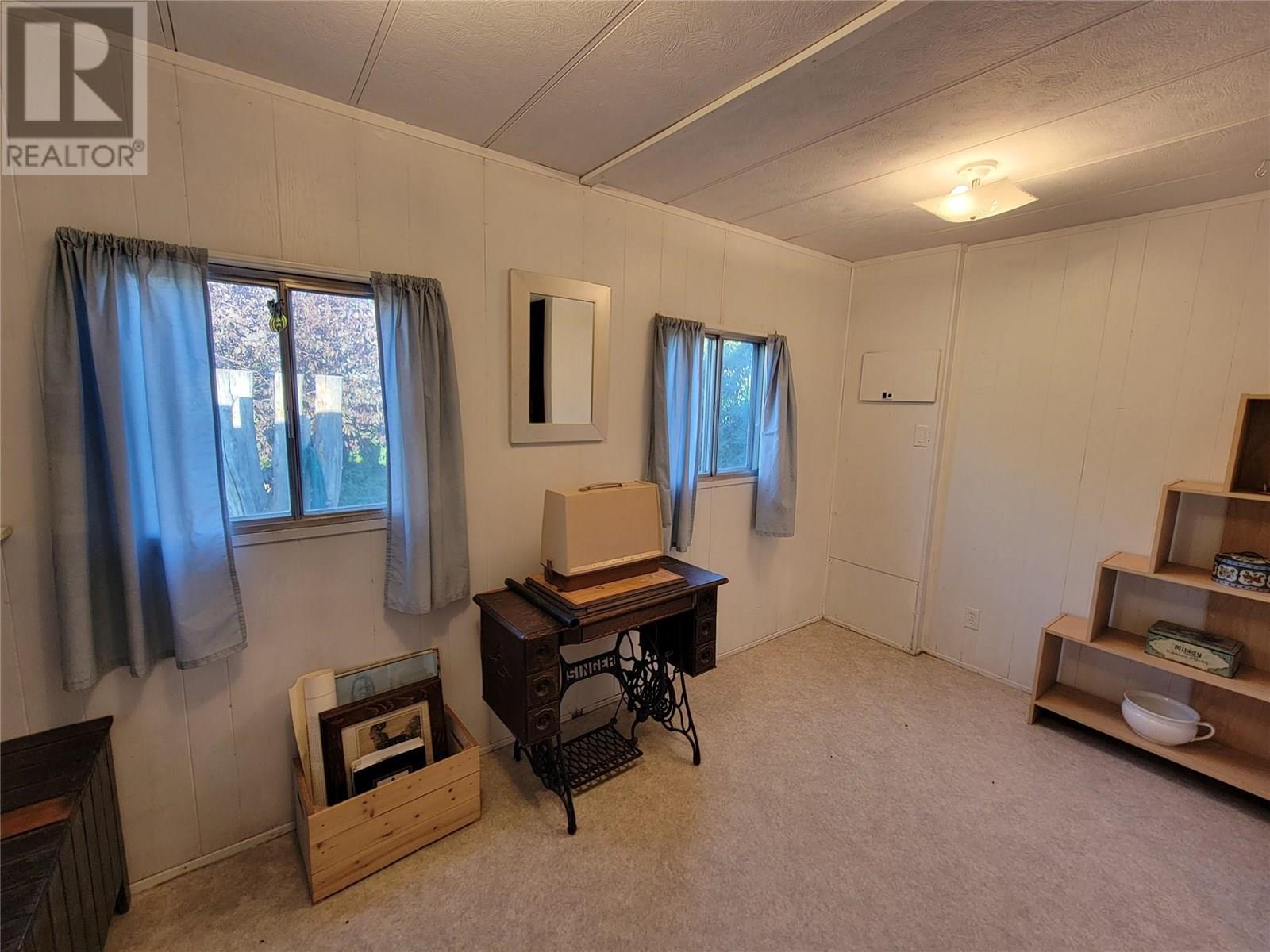 Photo 44 of 716 11 Th Avenue, Keremeos BC