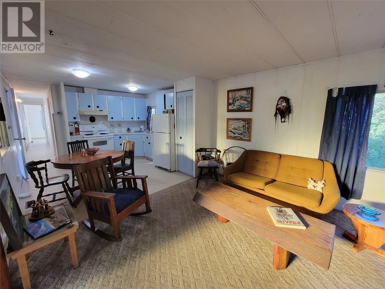 Photo 35 of 716 11 Th Avenue, Keremeos BC