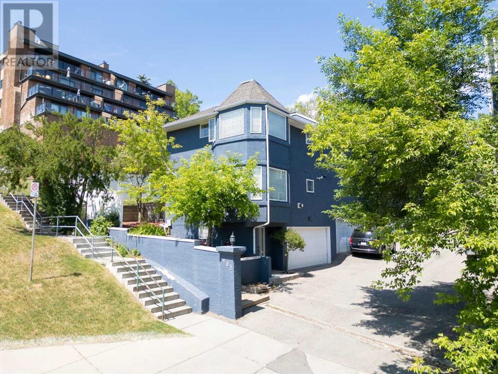 Single Family House for Sale in    Avenue NE Crescent Heights Calgary 