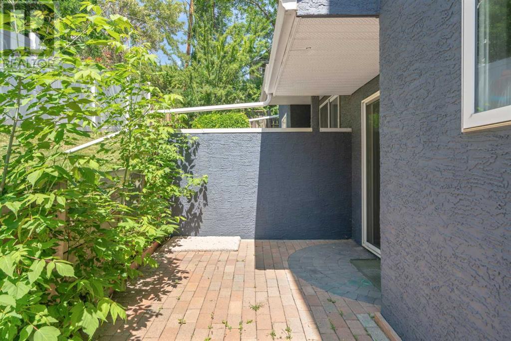 Single Family House for Sale in    Avenue NE Crescent Heights Calgary 