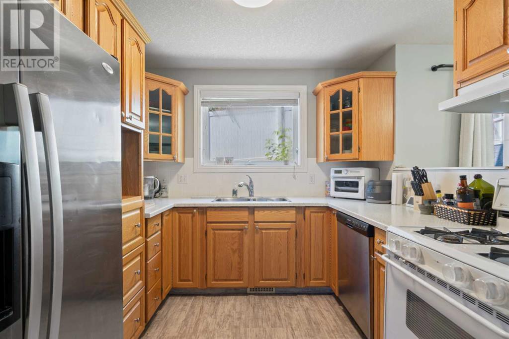Single Family House for Sale in    Avenue NE Crescent Heights Calgary 