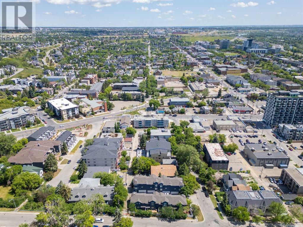 Single Family House for Sale in    Avenue NE Crescent Heights Calgary 