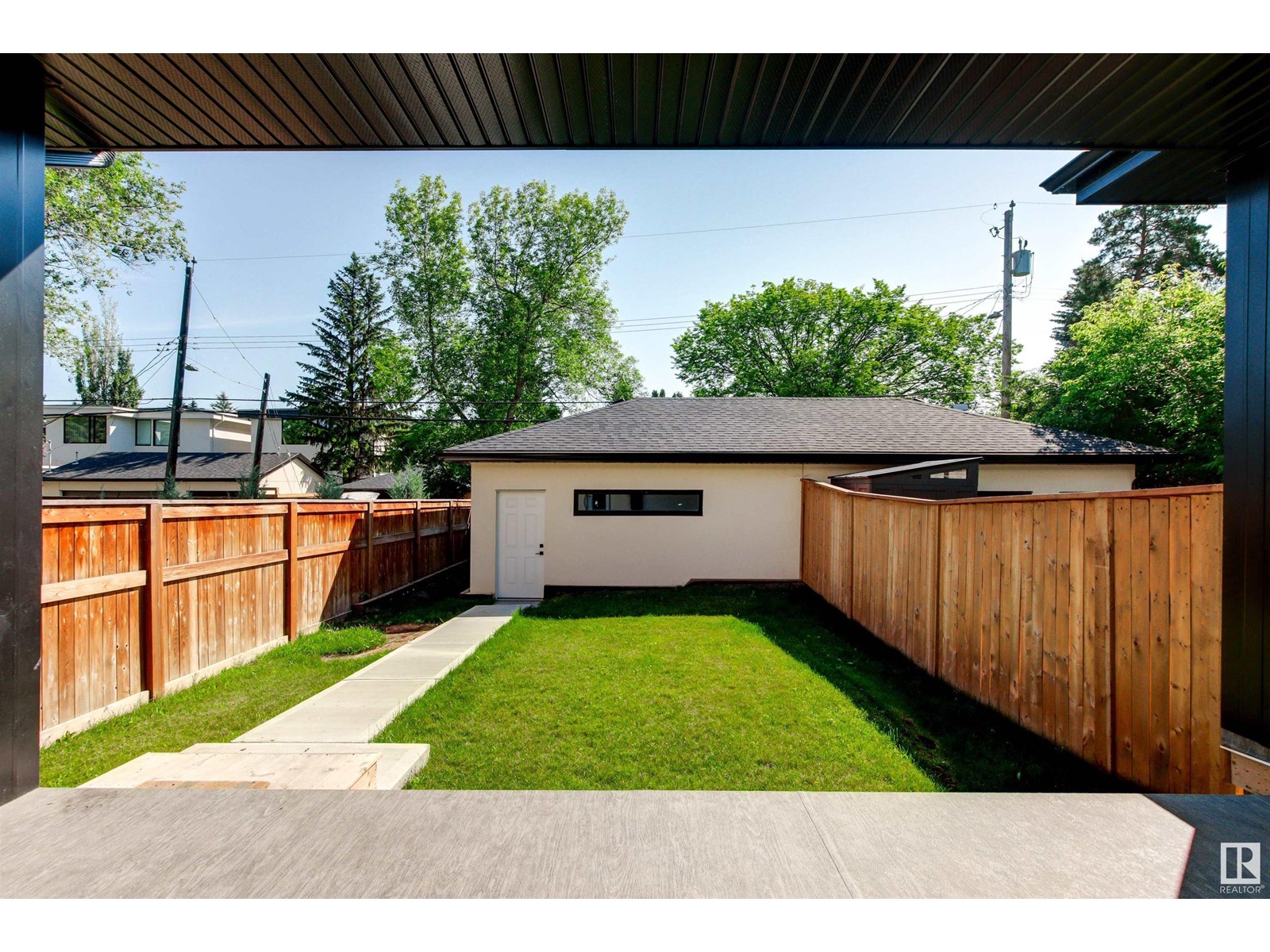 Photo 7 of 8343 Saskatchewan Dr Nw, Edmonton AB