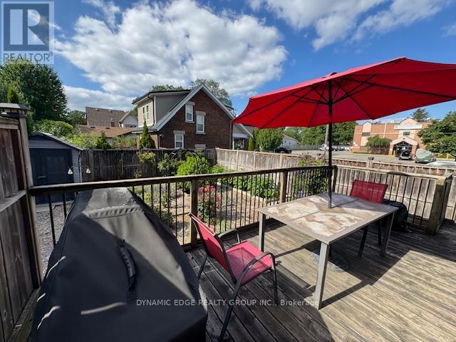 Photo 9 of 484 Hamilton Road, London East ON