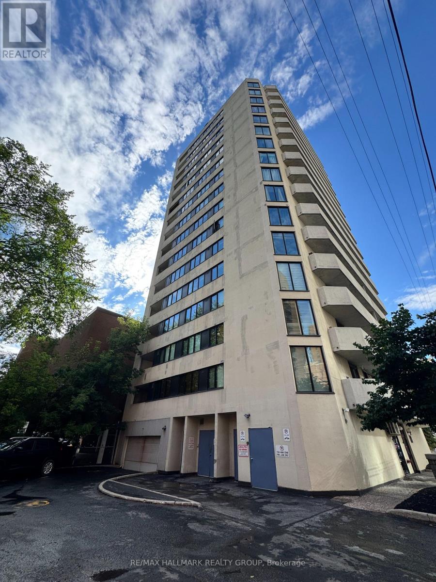 Welcome to Sunny South Facing Unit 704 w/ Parking