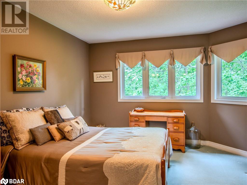Photo 26 of 68 Alana Drive, Springwater ON