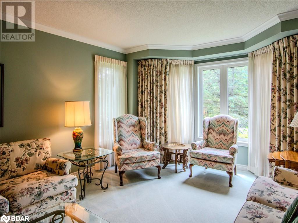Photo 33 of 68 Alana Drive, Springwater ON