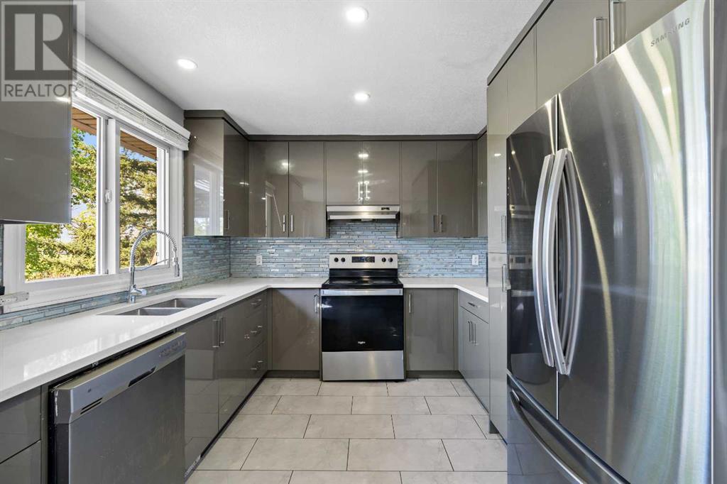 Single Family House for Sale in  Whitefield Crescent NE Whitehorn Calgary 