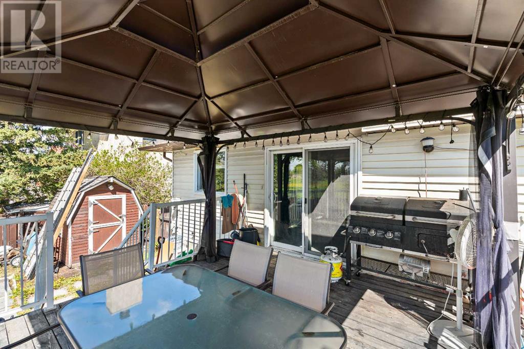 Single Family House for Sale in  Whitefield Crescent NE Whitehorn Calgary 