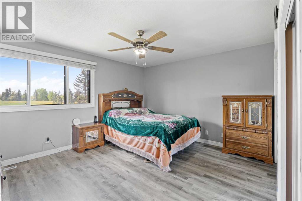 Single Family House for Sale in  Whitefield Crescent NE Whitehorn Calgary 
