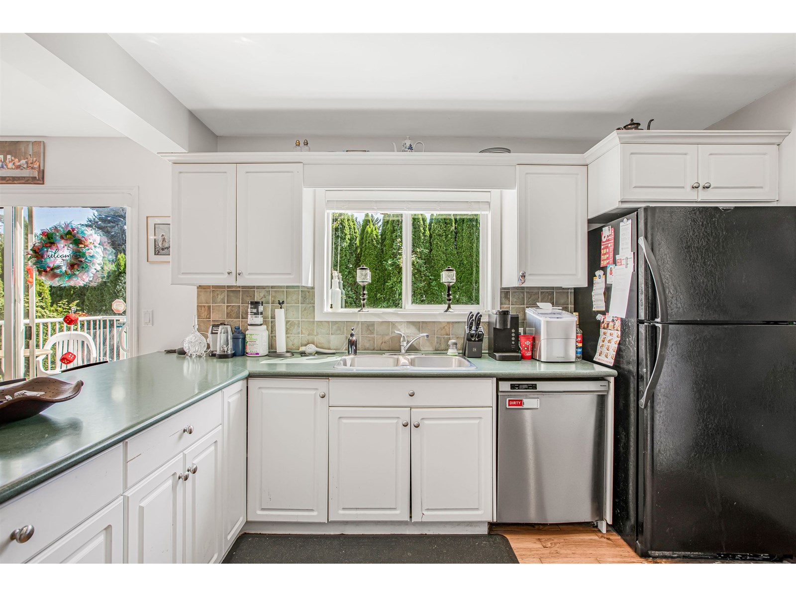 Photo 17 of 45410 Westview Avenue Chilliwack Proper West, Chilliwack BC