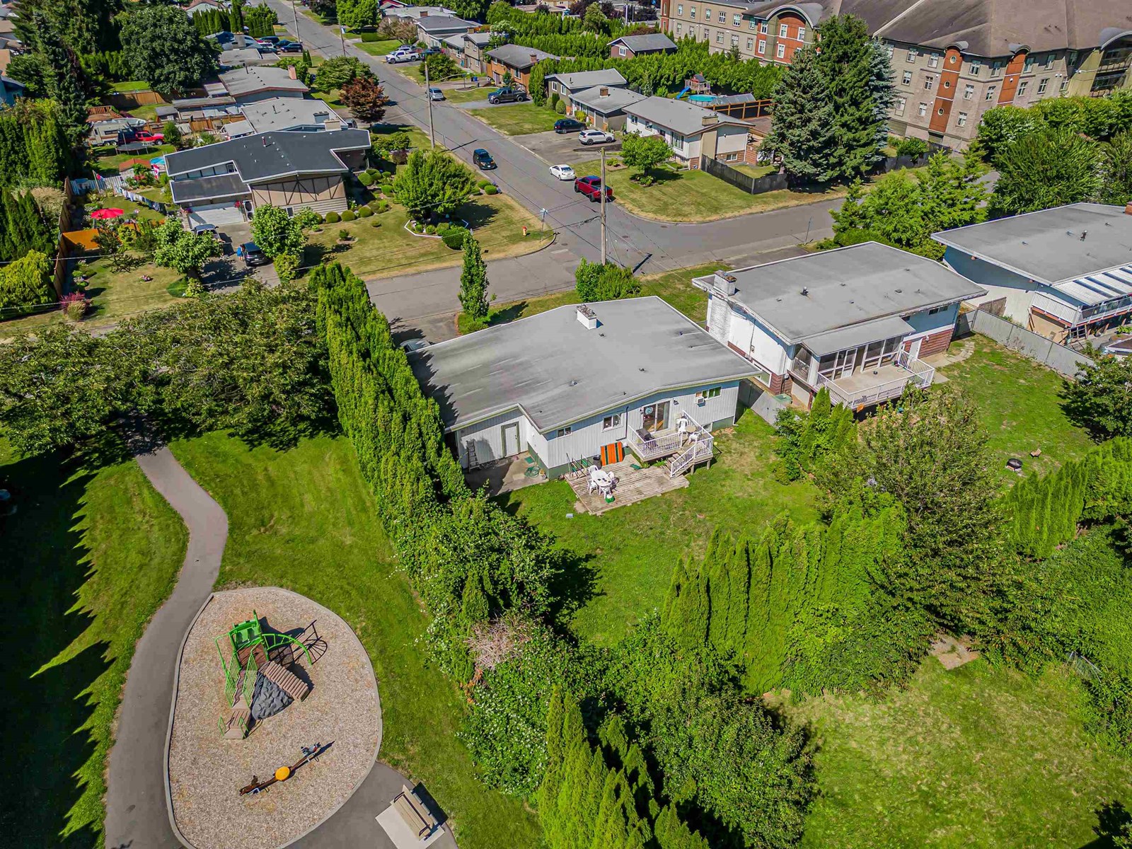 Photo 13 of 45410 Westview Avenue Chilliwack Proper West, Chilliwack BC
