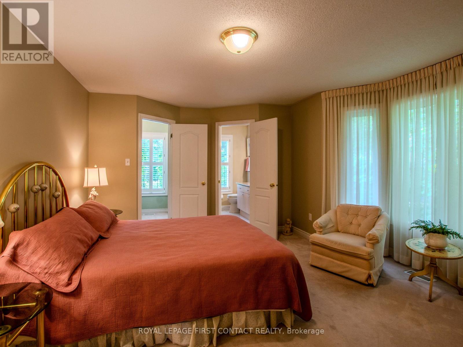 Photo 40 of 68 Alana Drive, Springwater ON