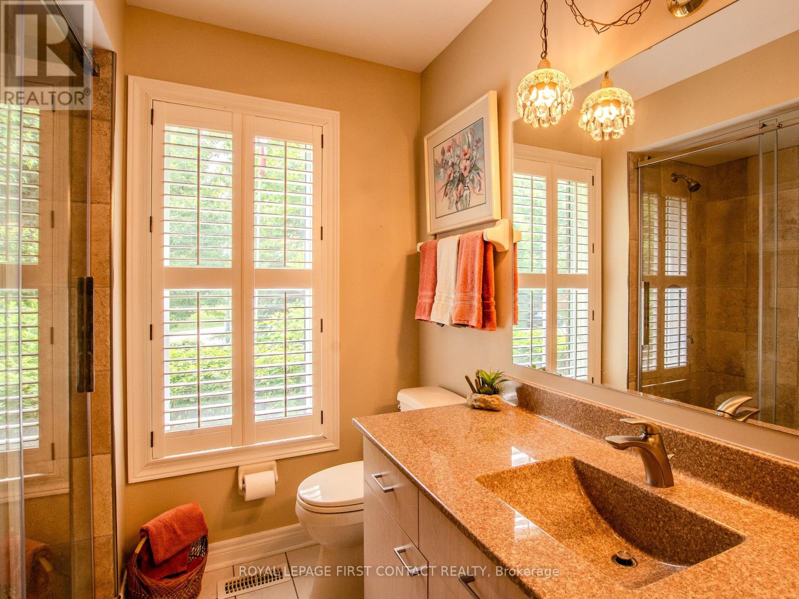 Photo 24 of 68 Alana Drive, Springwater ON