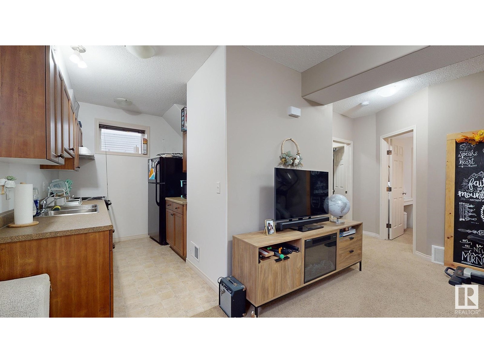Photo 26 of 8740 180 Av Nw, Edmonton AB