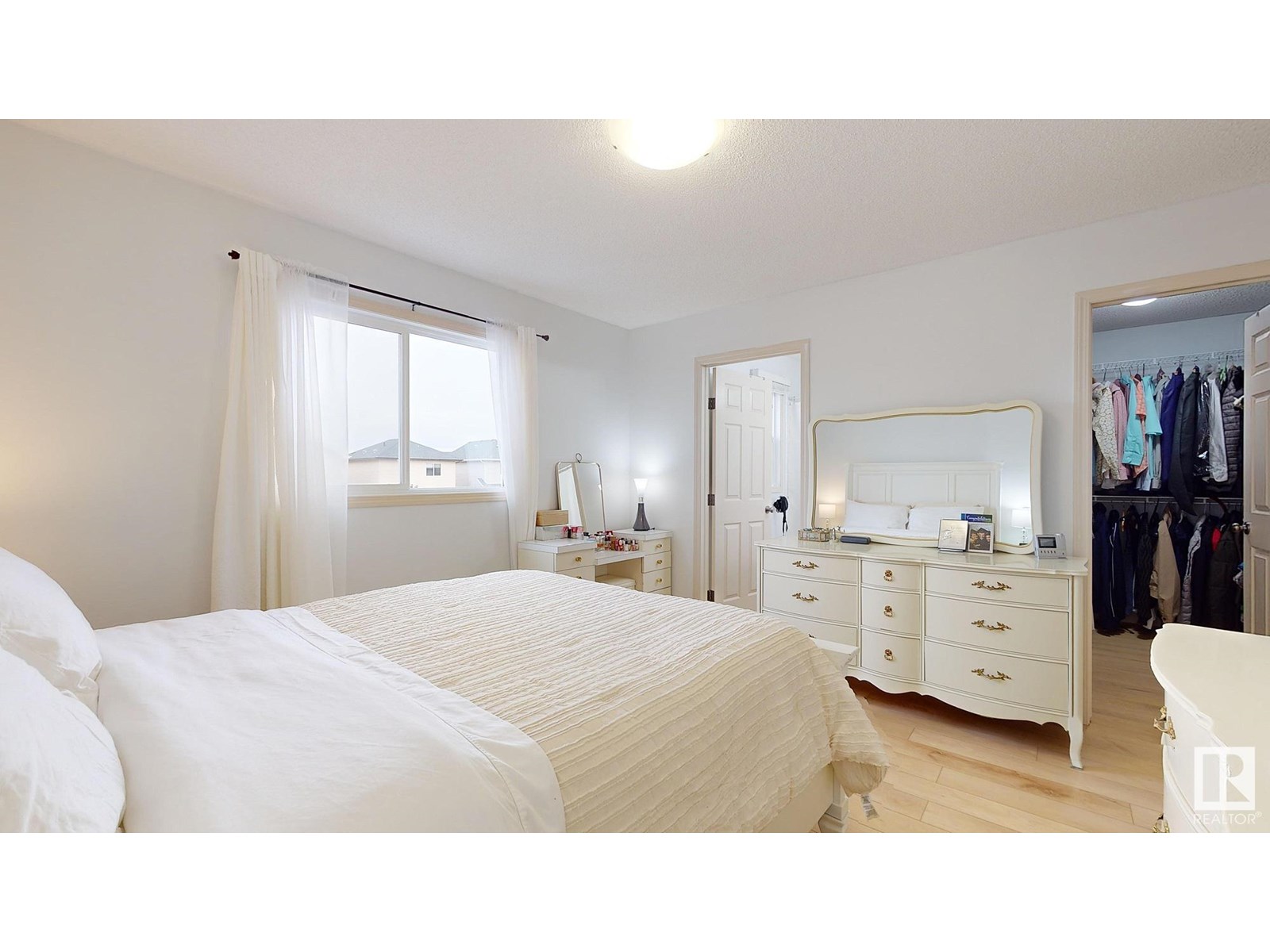 Photo 1 of 8740 180 Av Nw, Edmonton AB