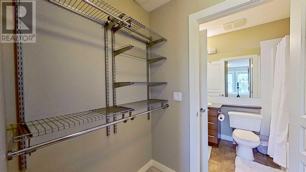 Single Family House for Sale in  Evanston Square NW Evanston Calgary 
