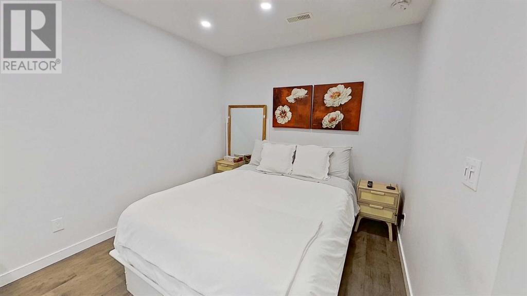 Single Family House for Sale in  Evanston Square NW Evanston Calgary 