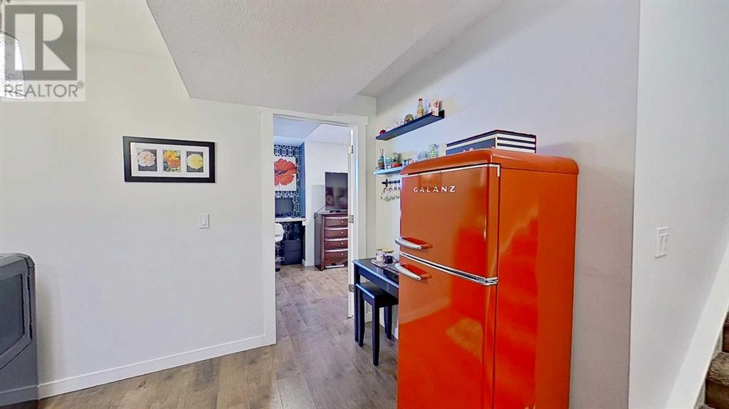 Single Family House for Sale in  Evanston Square NW Evanston Calgary 