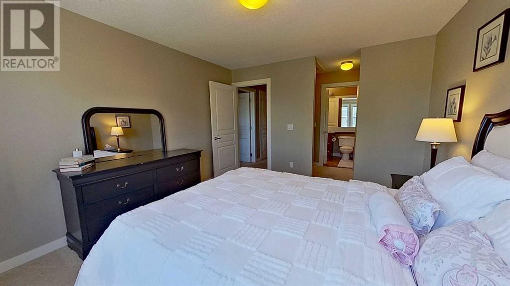 Single Family House for Sale in  Evanston Square NW Evanston Calgary 