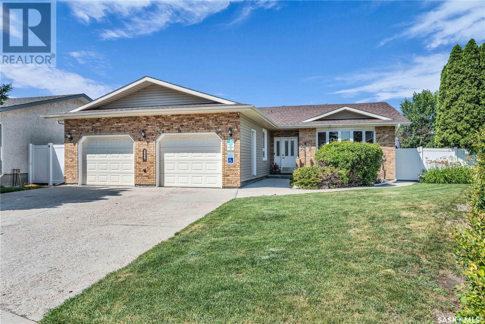 Photo 40 of 226 Hansen Drive, Regina SK