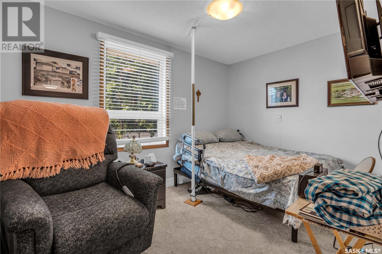 Photo 41 of 226 Hansen Drive, Regina SK