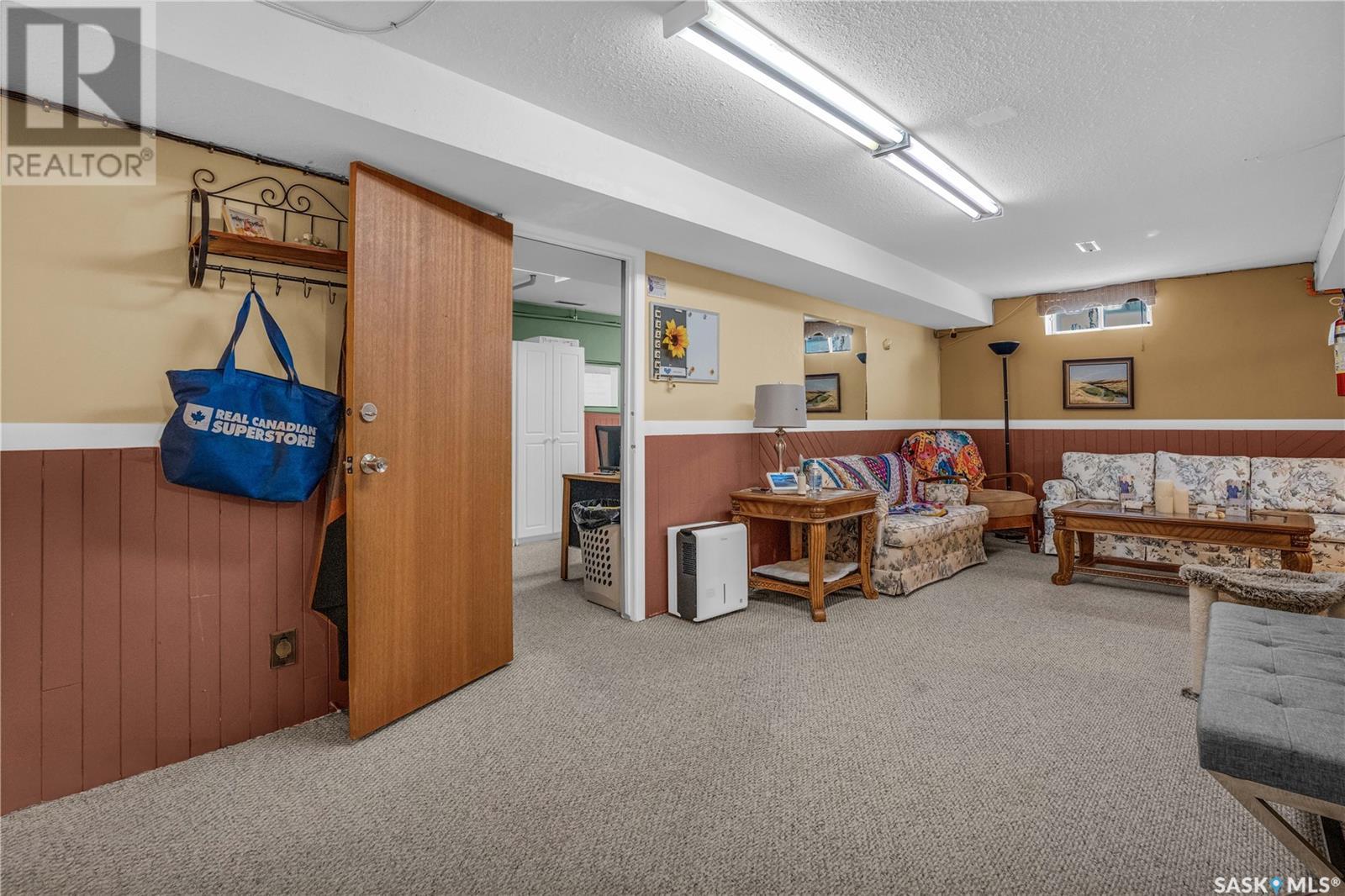 Photo 10 of 226 Hansen Drive, Regina SK