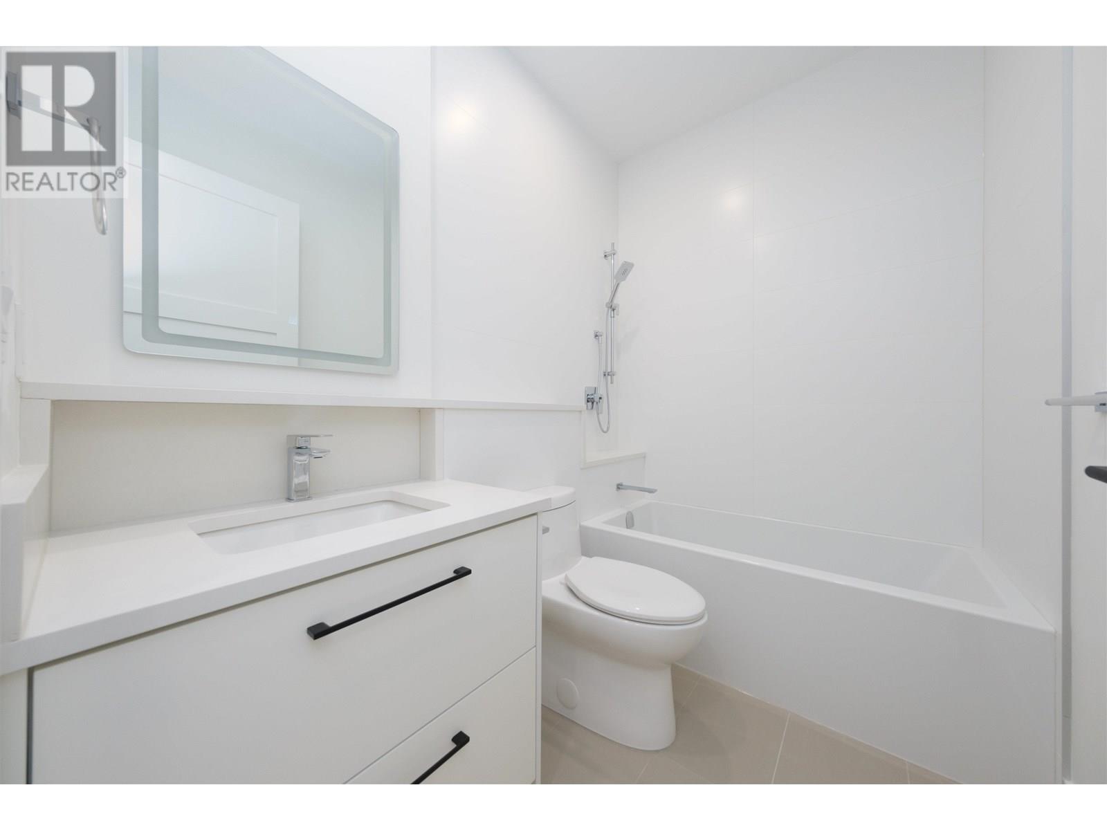 3172 W 26TH AVENUE, Vancouver