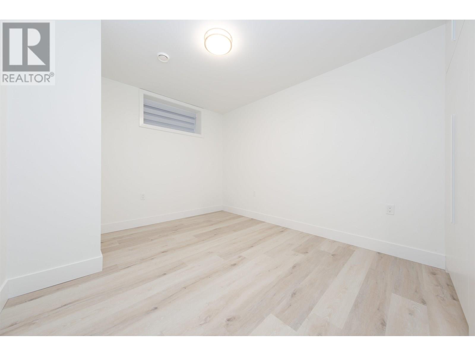 3172 W 26TH AVENUE, Vancouver