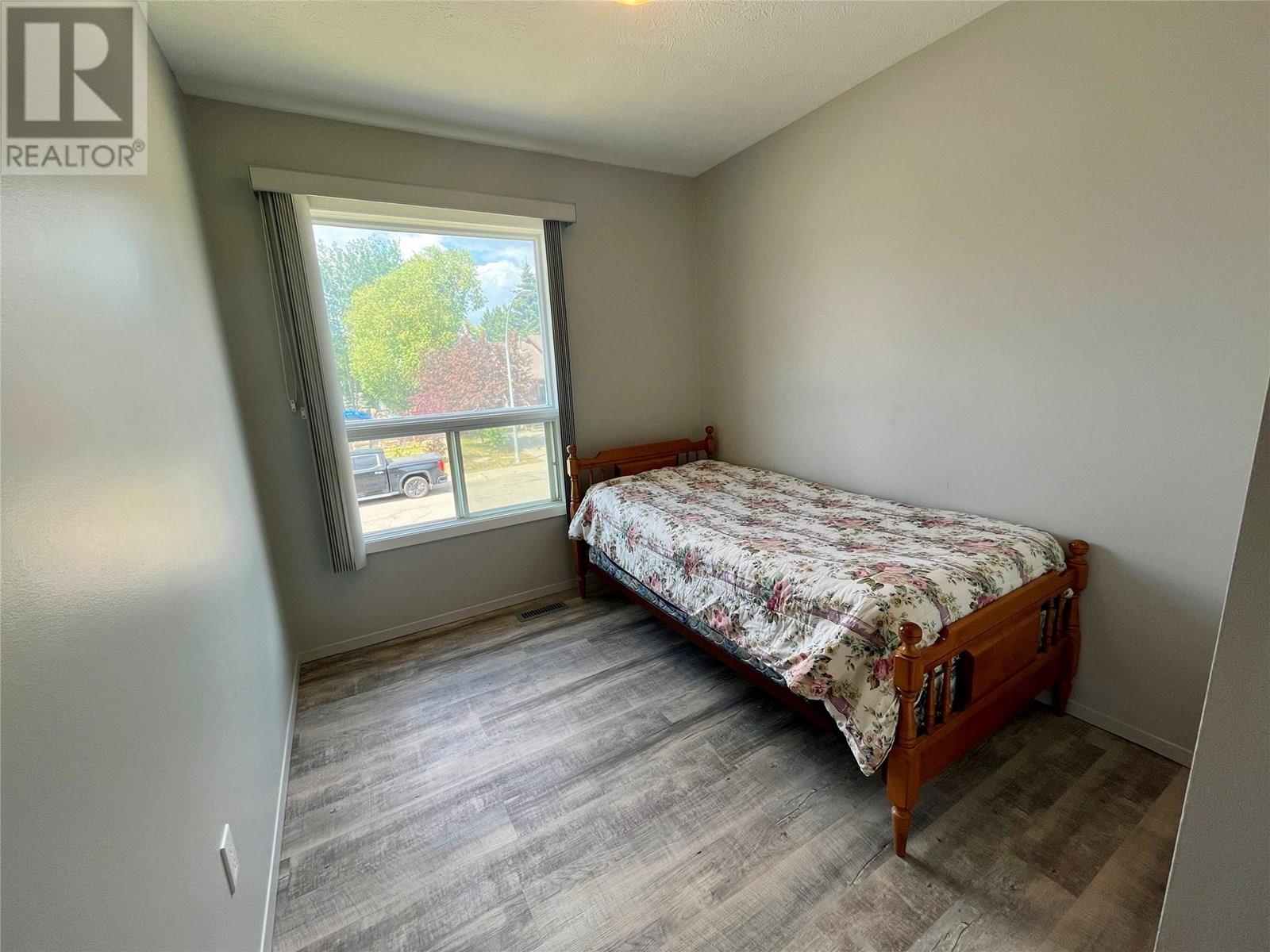 Photo 11 of 80 Sukunka Place, Tumbler Ridge BC