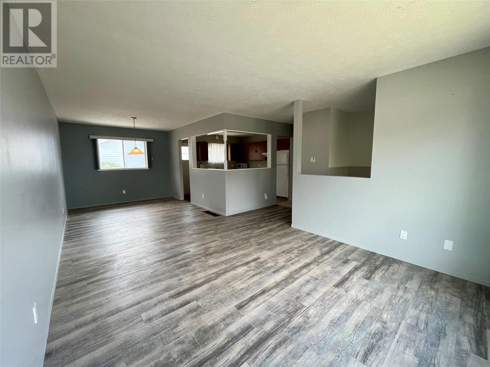 Photo 3 of 80 Sukunka Place, Tumbler Ridge BC