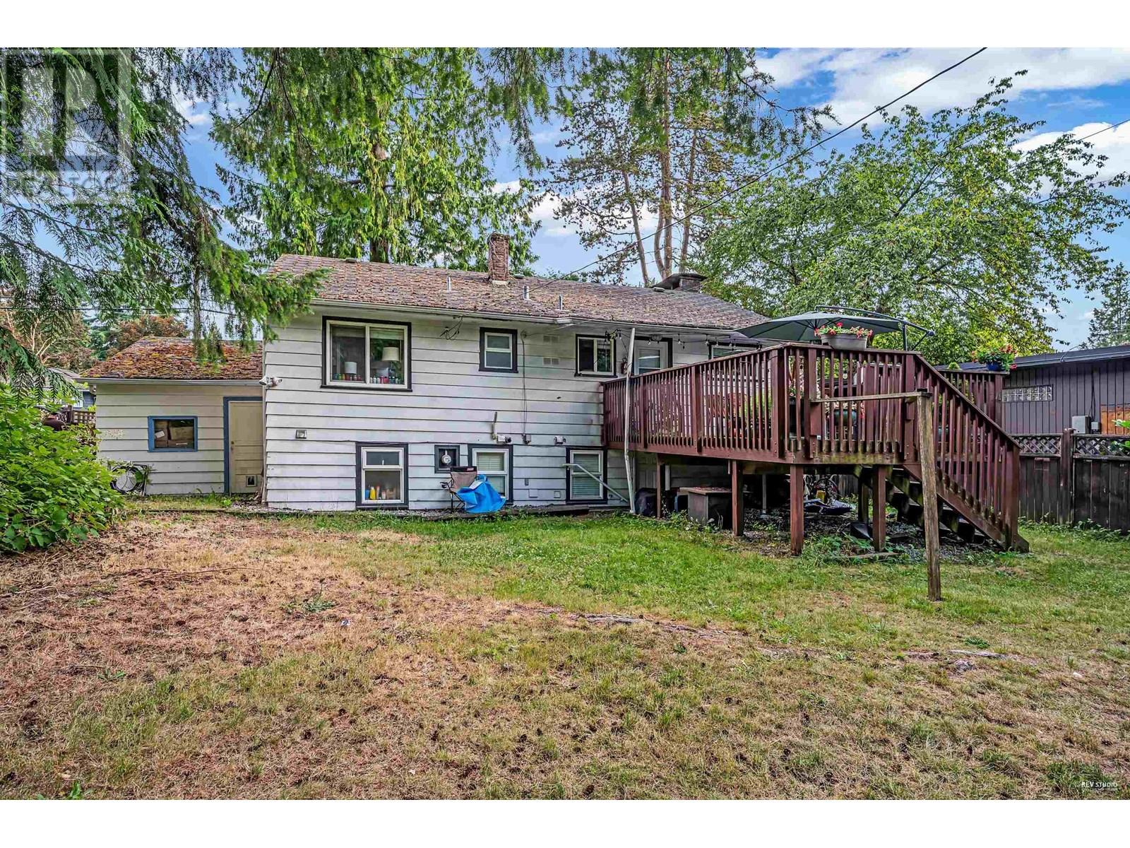 Photo 27 of 1052 Montroyal Boulevard, North Vancouver BC