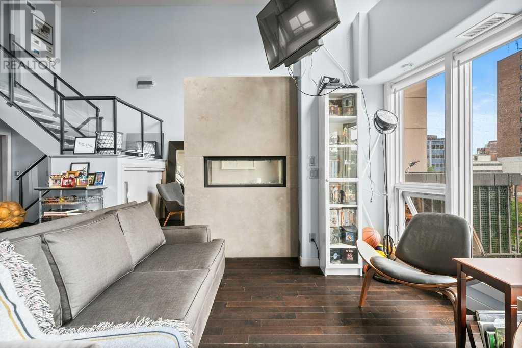 Single Family House Loft for Sale in    Avenue SW Mission Calgary 