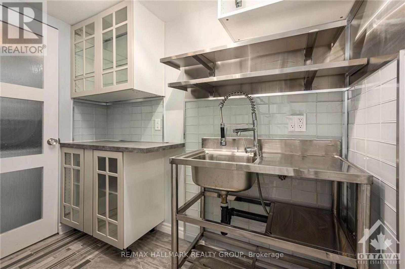 Photo 2 of 1680 Fisher Avenue, Ottawa ON