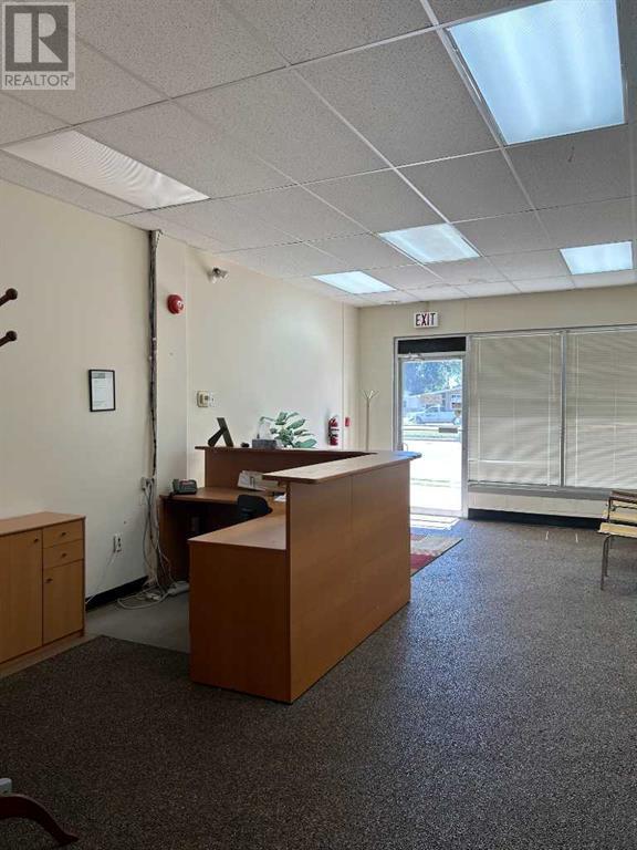 Photo 8 of 104 1601 Dunmore Road Se, Medicine Hat AB