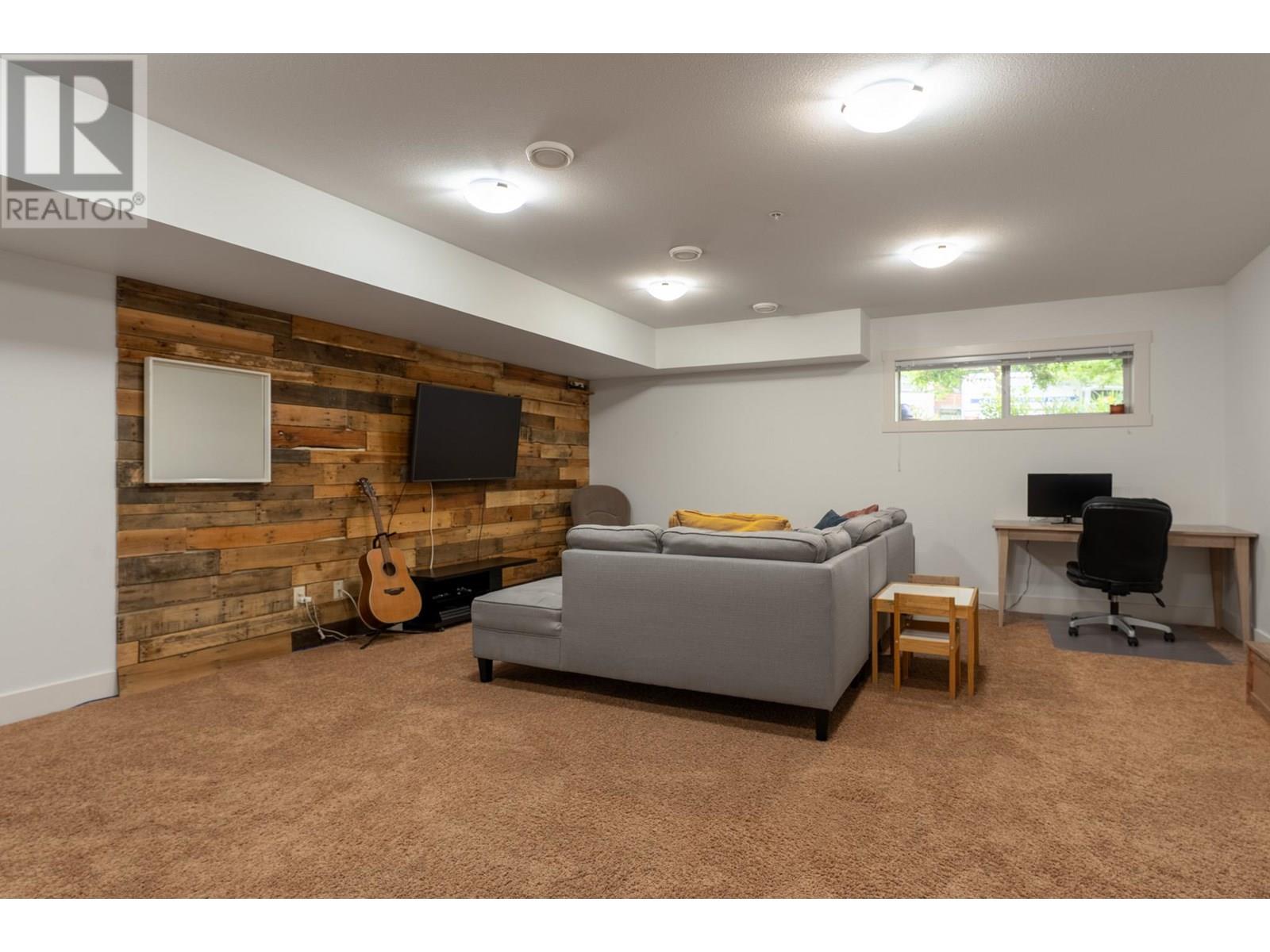 2 600 Boynton Place, Kelowna